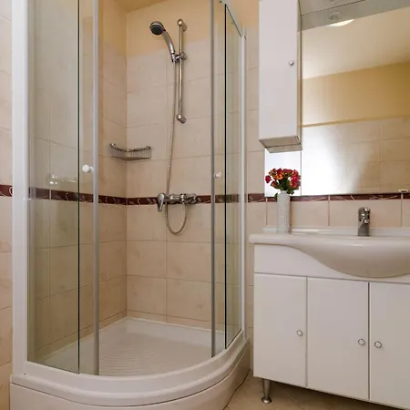 2 Bedroom With Balcony Ragusa